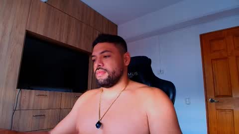 Snapshot of jerome3773 chatting on November 25, 2025, 9:37 pm jerome3773 online show from November 25, 2025, 9:37 pm