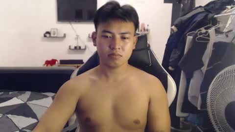 Snapshot of jerometaywan chatting on October 2, 2025, 5:20 pm Prettyboyph online show from October 2, 2025, 5:20 pm