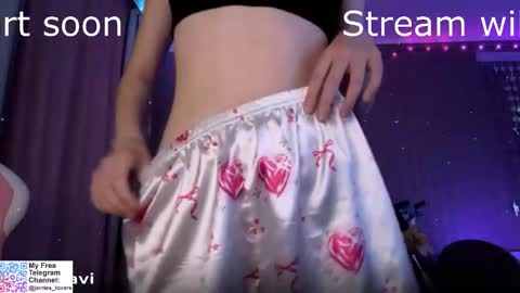 jerrienyhan online show from November 1, 2025, 1:02 pm