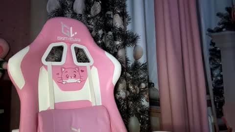 jerrienyhan online show from November 23, 2025, 1:44 pm