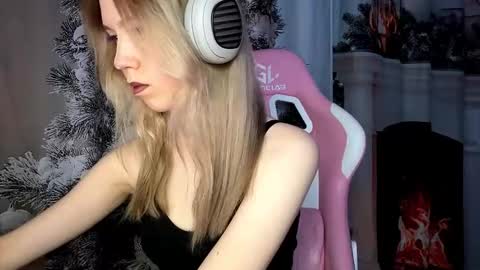 jerrienyhan online show from December 1, 2025, 1:38 pm