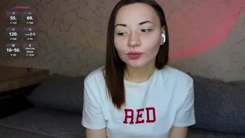 Lily online show from May 9, 2026, 3:06 pm
