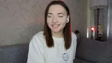 Lily online show from May 12, 2026, 2:25 pm