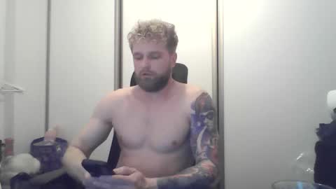 Snapshot of jerryalise chatting on February 7, 2026, 4:00 pm jerryalise online show from February 7, 2026, 4:00 pm