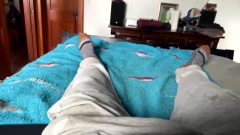 Jeremys room chill and puff one enjoy online show from December 2, 2024, 7:05 pm