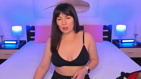 Snapshot of jes_leone chatting on March 25, 2026, 11:55 pm JESS online show from March 25, 2026, 11:55 pm