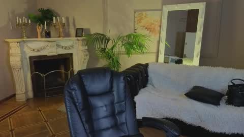 Snapshot of jes_solar chatting on September 11, 2025, 10:59 am jes_solar online show from September 11, 2025, 10:59 am