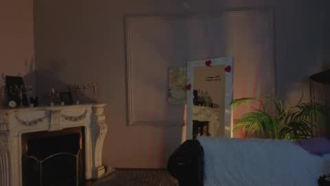 jes_solar online show from April 15, 2026, 9:59 pm