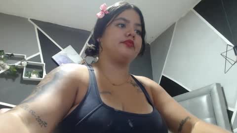 Snapshot of jess_beauty chatting on January 19, 2025, 2:57 am jess beauty online show from January 19, 2025, 2:57 am