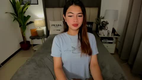Jess online show from July 12, 2026, 9:17 pm