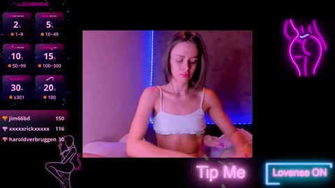 Jess online show from December 17, 2025, 8:09 am