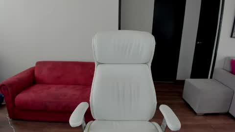 Snapshot of jess_rosse chatting on June 1, 2026, 7:26 pm jess_rosse online show from June 1, 2026, 7:26 pm