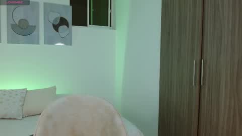 Snapshot of jessdant_luv chatting on February 12, 2026, 3:01 am Hello we are Jesse and Dante. online show from February 12, 2026, 3:01 am