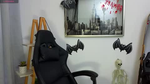 bella  adams online show from October 22, 2025, 3:12 pm