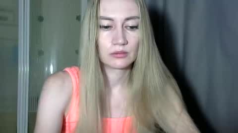 JessFox1 online show from December 9, 2024, 12:12 am