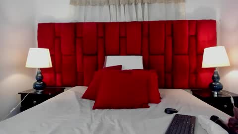 Snapshot of jessica19_k chatting on March 10, 2026, 3:11 am Jessica online show from March 10, 2026, 3:11 am