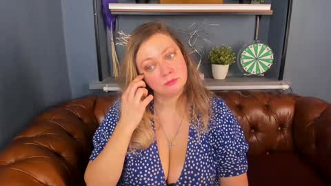 Snapshot of jessica_foxie chatting on January 2, 2025, 12:46 pm Jessica online show from January 2, 2025, 12:46 pm