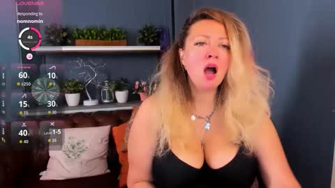 Snapshot of jessica_foxie chatting on September 9, 2025, 11:54 am Jessica online show from September 9, 2025, 11:54 am