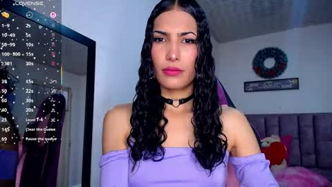 jessica_princess8511 online show from May 18, 2026, 9:09 pm