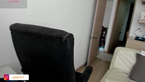 jessica_rabbit777_ online show from November 26, 2025, 8:21 pm