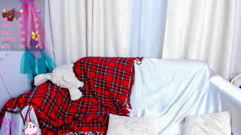 Snapshot of jessica_tiny chatting on October 31, 2025, 2:12 am Jessica online show from October 31, 2025, 2:12 am