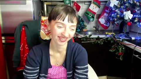 jessicaforris online show from December 14, 2024, 12:44 pm