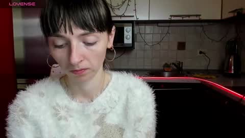 jessicaforris online show from January 25, 2025, 7:49 am