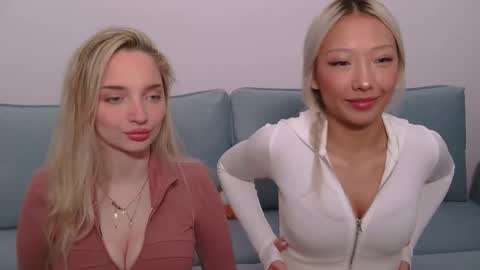 Jessica online show from November 21, 2025, 7:45 pm