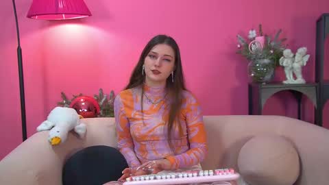 Snapshot of jessicajewells45 chatting on January 13, 2026, 6:18 am Jessica online show from January 13, 2026, 6:18 am