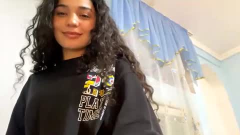 Elly online show from July 8, 2026, 7:02 am