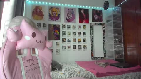 Snapshot of jessie_williams_01 chatting on December 18, 2025, 8:26 pm Your Sweet Angel online show from December 18, 2025, 8:26 pm