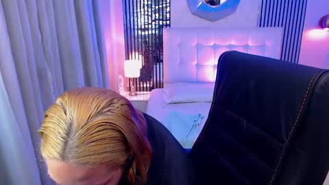 Snapshot of jessie_williams_01 chatting on January 8, 2026, 8:22 pm Your Sweet Angel online show from January 8, 2026, 8:22 pm