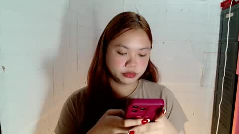 Snapshot of jessiefoxx0 chatting on December 19, 2025, 6:04 pm Jessie online show from December 19, 2025, 6:04 pm