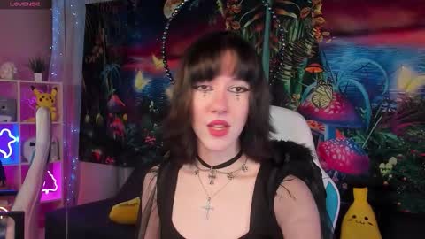 jessiefrost online show from October 28, 2025, 8:22 pm