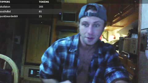 Snapshot of jessiehammerdik chatting on January 20, 2025, 12:15 am Dixon Cider online show from January 20, 2025, 12:15 am