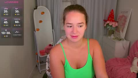 Snapshot of jessiestarz chatting on October 27, 2025, 1:59 pm Jessi online show from October 27, 2025, 1:59 pm