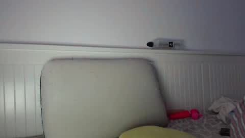 jessieryan online show from October 17, 2025, 3:42 am