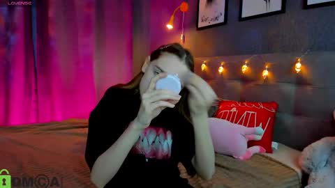 Snapshot of jessiexxiv chatting on December 22, 2025, 9:50 am Jessie online show from December 22, 2025, 9:50 am