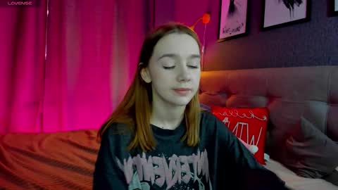 Snapshot of jessiexxiv chatting on February 4, 2026, 8:42 am Jessie online show from February 4, 2026, 8:42 am