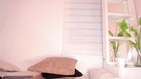 Snapshot of jessiigrey chatting on January 13, 2026, 11:32 pm Jesica grey online show from January 13, 2026, 11:32 pm