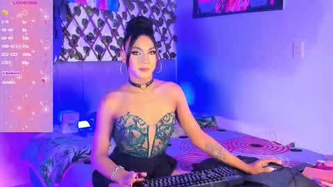 JESS online show from November 13, 2025, 1:04 am