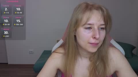 Snapshot of jessy_comely chatting on January 17, 2026, 1:05 pm Jessy online show from January 17, 2026, 1:05 pm