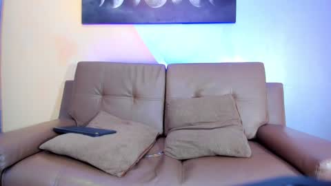 Jessy Mateus online show from December 18, 2024, 11:45 am