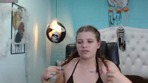 Snapshot of jessygreyx chatting on October 22, 2025, 8:36 am JESSY online show from October 22, 2025, 8:36 am