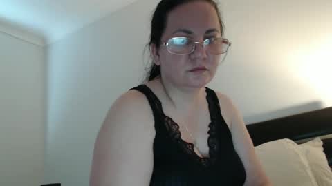 Snapshot of jessyqueen55 chatting on October 23, 2025, 6:45 am OnlyJessy online show from October 23, 2025, 6:45 am