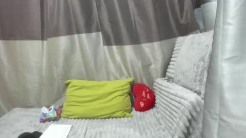 Snapshot of jessystarrr chatting on November 24, 2025, 7:35 pm Jessy online show from November 24, 2025, 7:35 pm