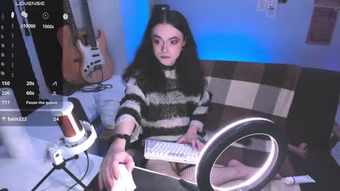 Snapshot of jesus_weed chatting on December 3, 2024, 9:45 pm jesus_weed online show from December 3, 2024, 9:45 pm