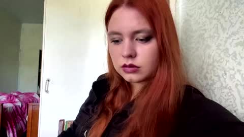 Snapshot of jesusgutzwiller chatting on May 26, 2026, 7:59 am Violetta online show from May 26, 2026, 7:59 am