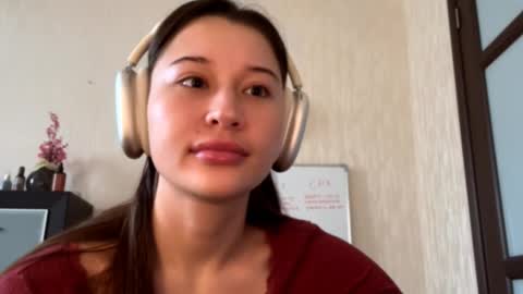 Snapshot of jesusitacatts chatting on October 16, 2025, 8:15 am Lynn online show from October 16, 2025, 8:15 am