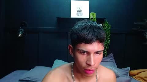 Snapshot of jesve chatting on May 20, 2026, 6:58 pm JEAN online show from May 20, 2026, 6:58 pm